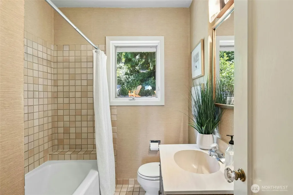 707 Lake Washington Boulevard S Seattle WA 98144