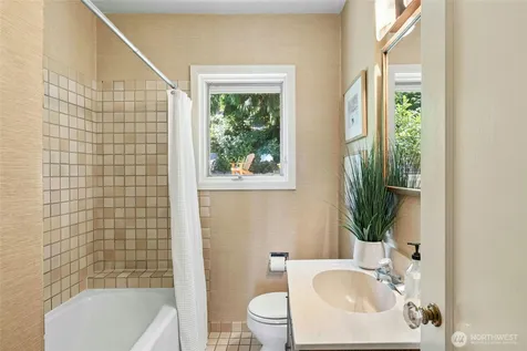 707 Lake Washington Boulevard S Seattle WA 98144