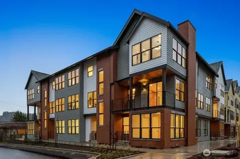 691 NW Locust St (Homesite #11) Issaquah WA 98027