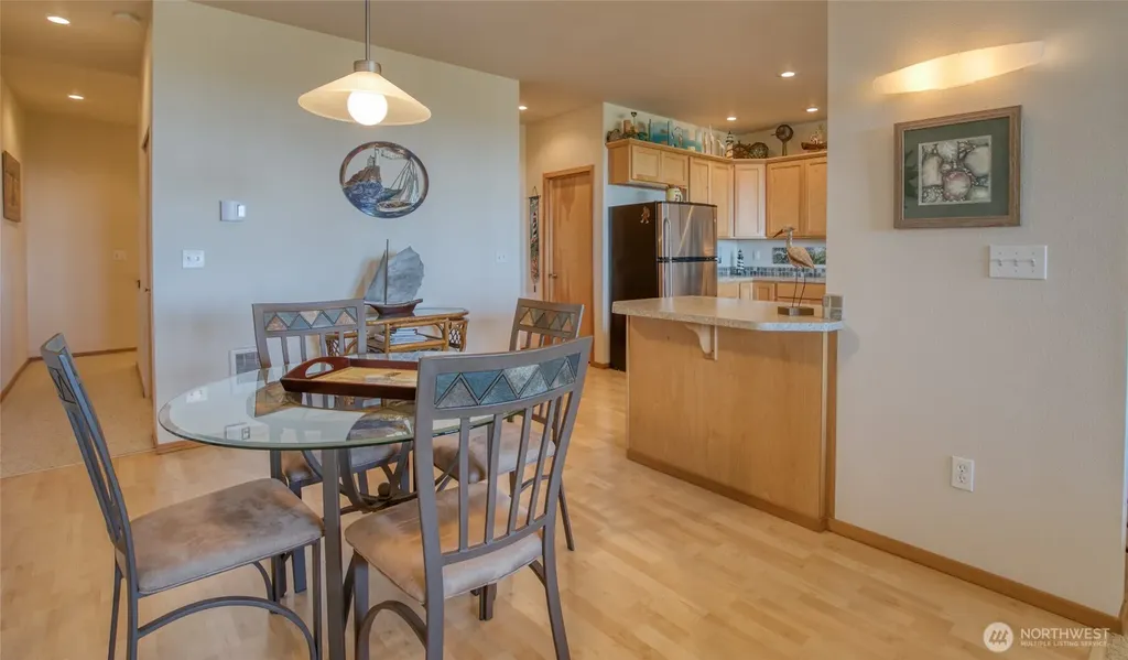 1003 S Sand Dune Avenue SW Ocean Shores WA 98569