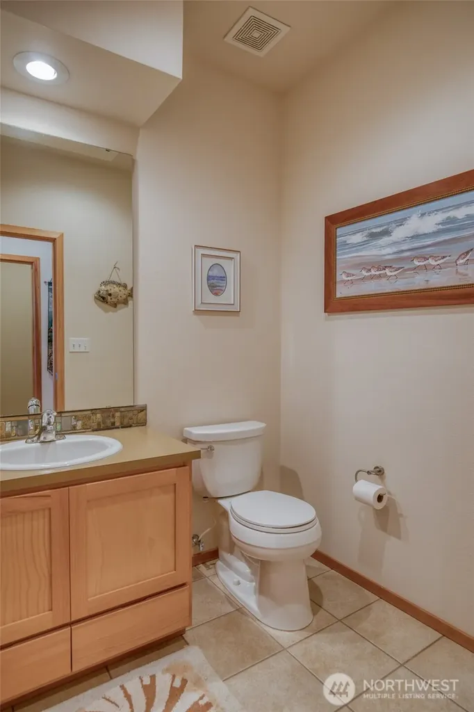 1003 S Sand Dune Avenue SW Ocean Shores WA 98569
