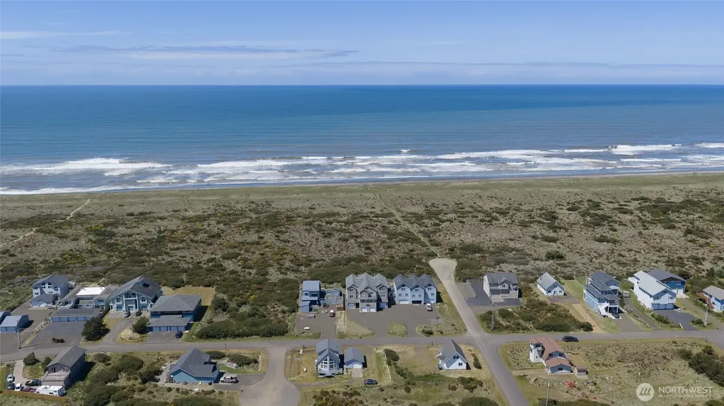 1003 S Sand Dune Avenue SW Ocean Shores WA 98569