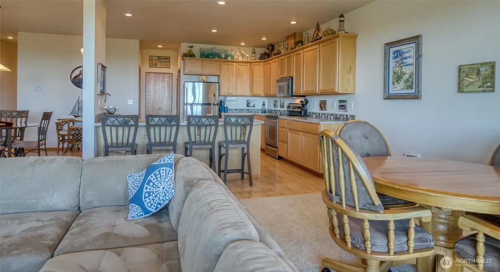 1003 S Sand Dune Avenue SW Ocean Shores WA 98569