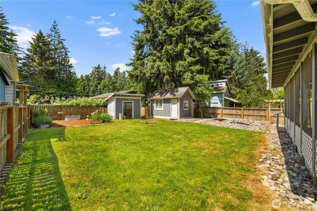 2956 Janet Avenue Camano Island WA 98282