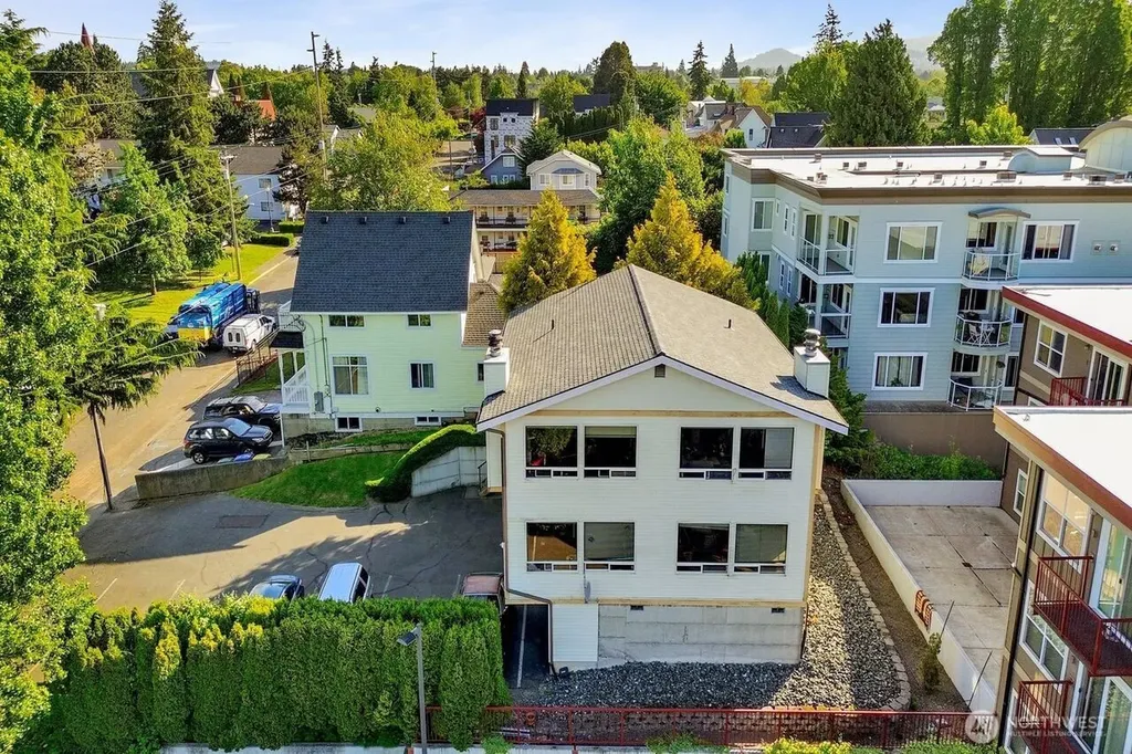 1408 G Street Bellingham WA 98225