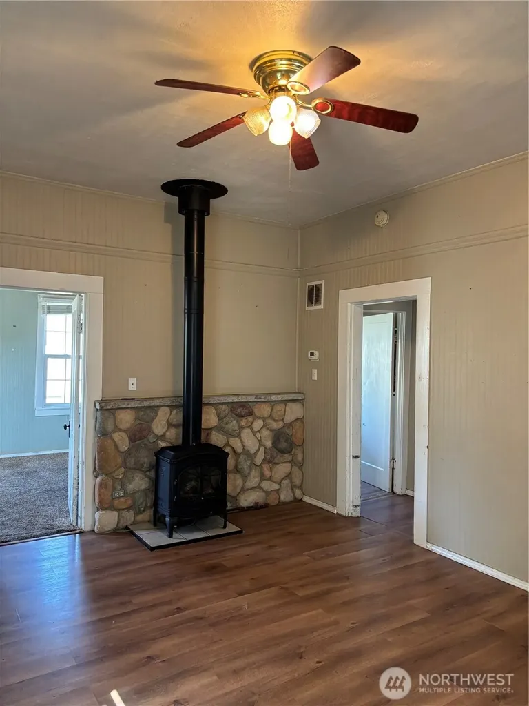 408 Edson Street Lynden WA 98264