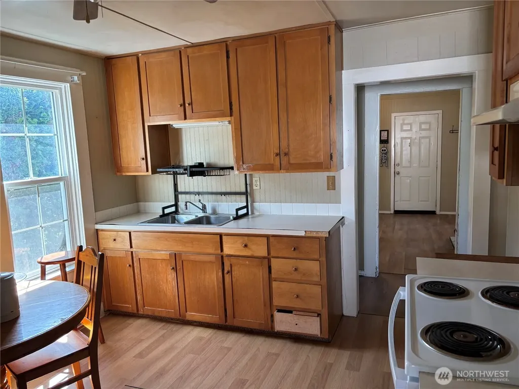 408 Edson Street Lynden WA 98264