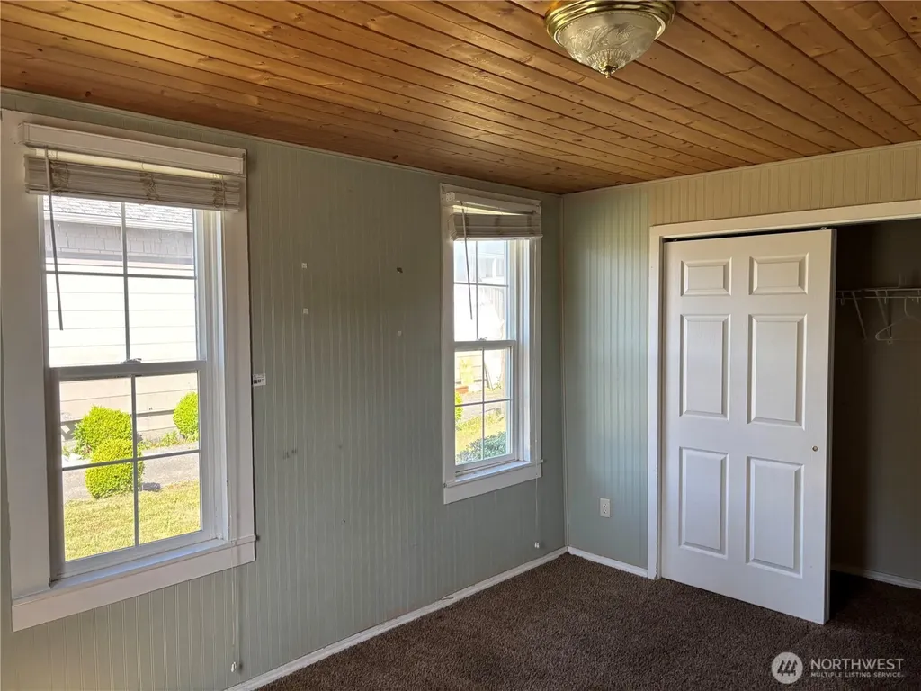 408 Edson Street Lynden WA 98264