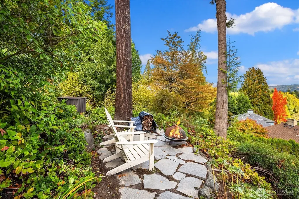 4411 NE 90th Street Seattle WA 98115