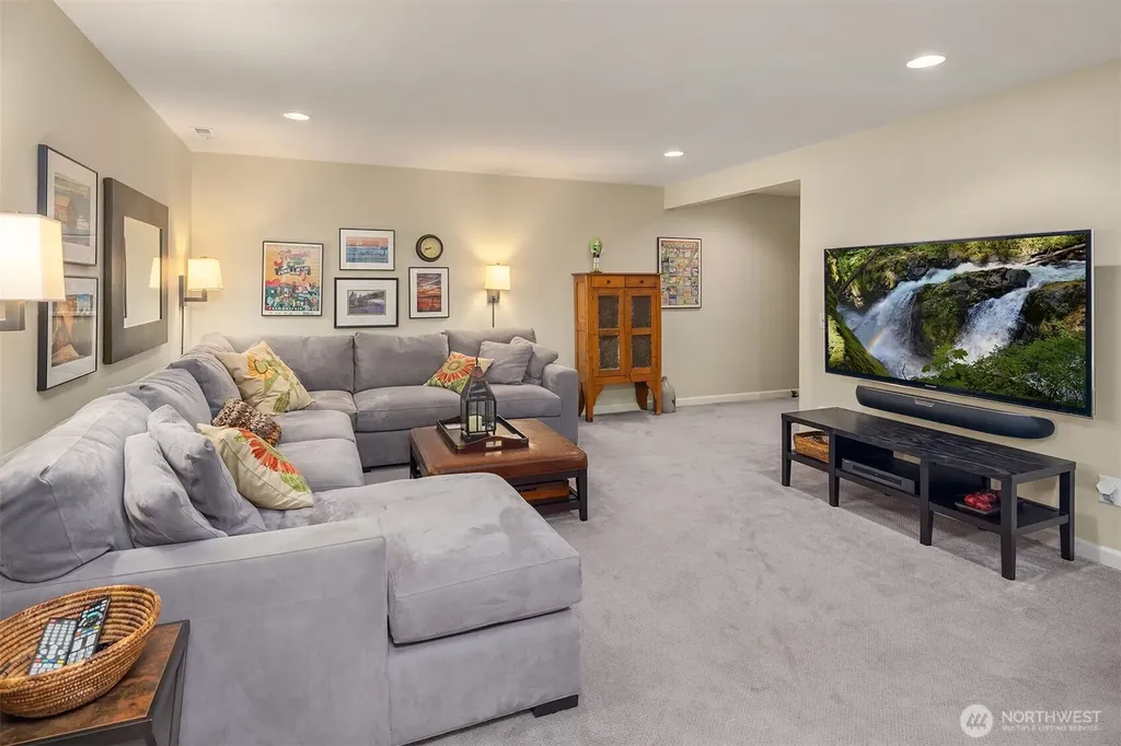 4411 NE 90th Street Seattle WA 98115