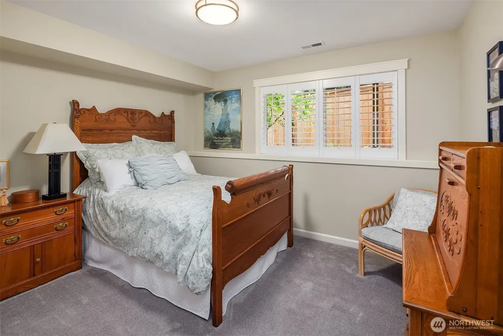 4411 NE 90th Street Seattle WA 98115