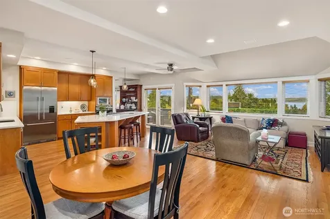 4411 NE 90th Street Seattle WA 98115