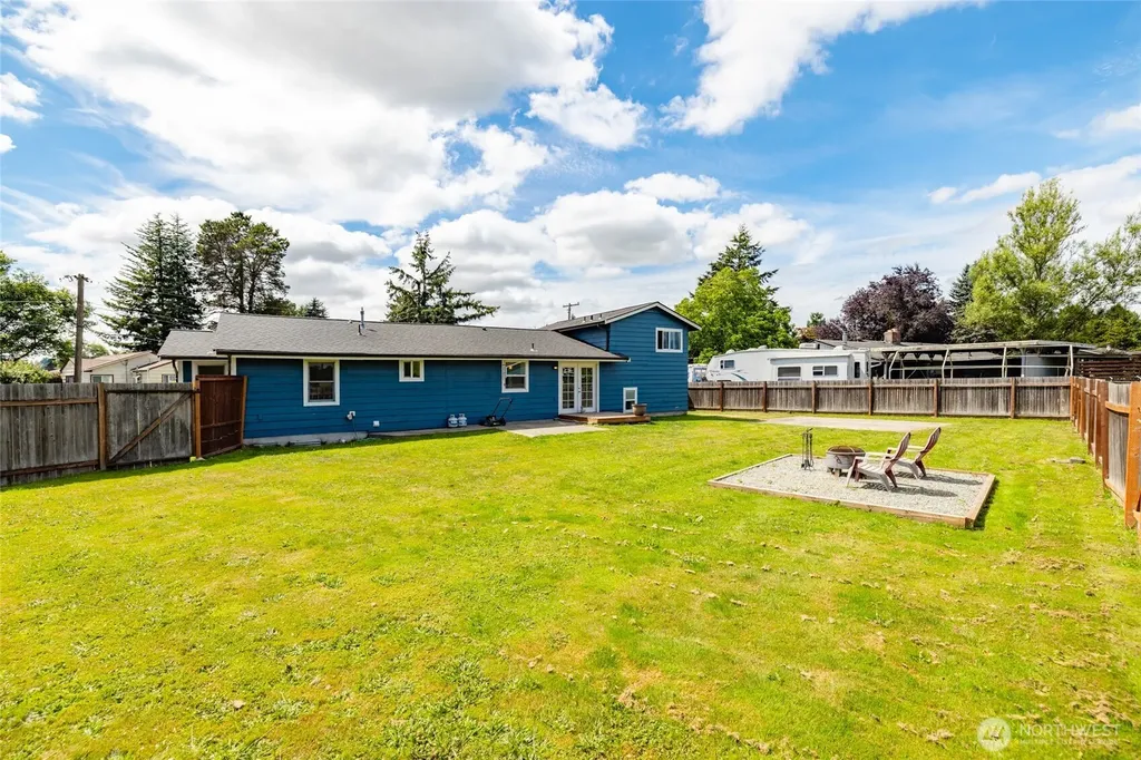 10687 Vista View Drive Sedro Woolley WA 98284
