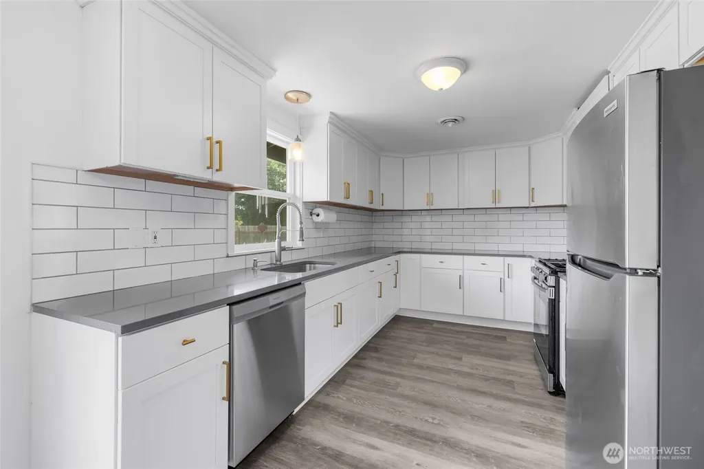 10687 Vista View Drive Sedro Woolley WA 98284