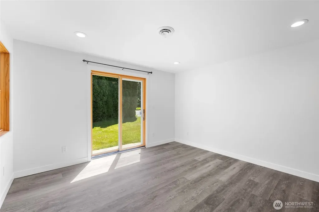 10687 Vista View Drive Sedro Woolley WA 98284