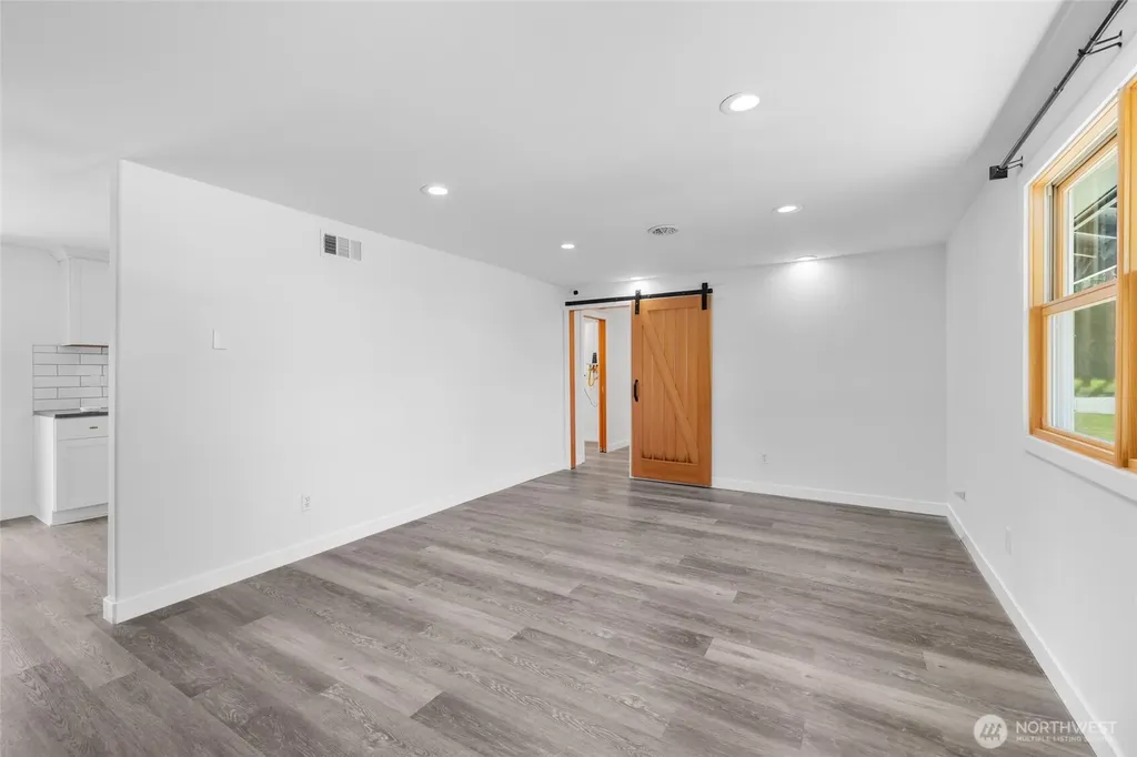 10687 Vista View Drive Sedro Woolley WA 98284