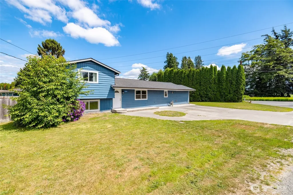 10687 Vista View Drive Sedro Woolley WA 98284