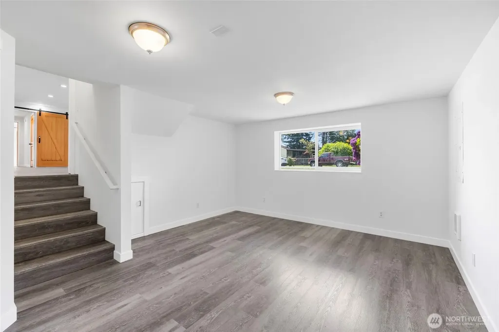 10687 Vista View Drive Sedro Woolley WA 98284