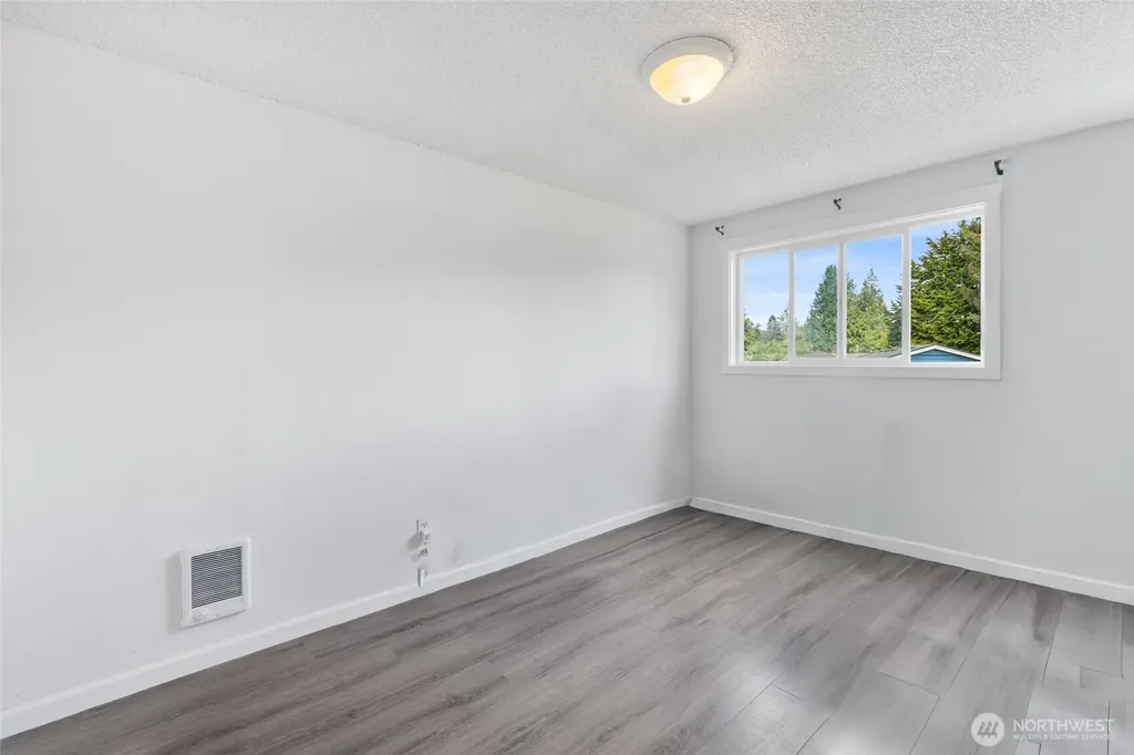 10687 Vista View Drive Sedro Woolley WA 98284