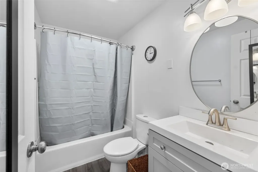 10687 Vista View Drive Sedro Woolley WA 98284