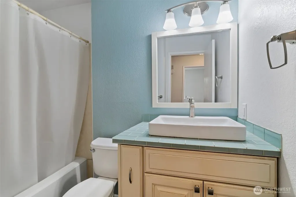 1132 S 22nd Court Renton WA 98055