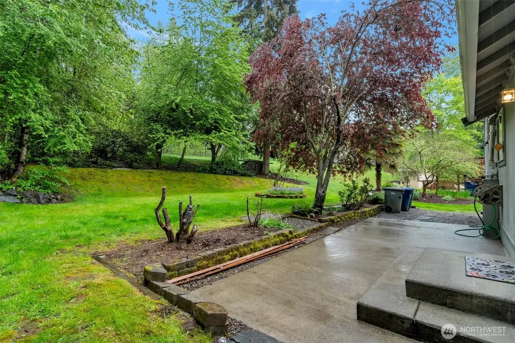 1132 S 22nd Court Renton WA 98055