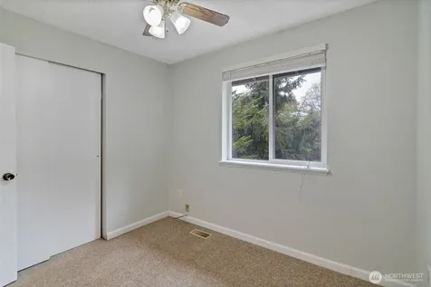 1132 S 22nd Court Renton WA 98055