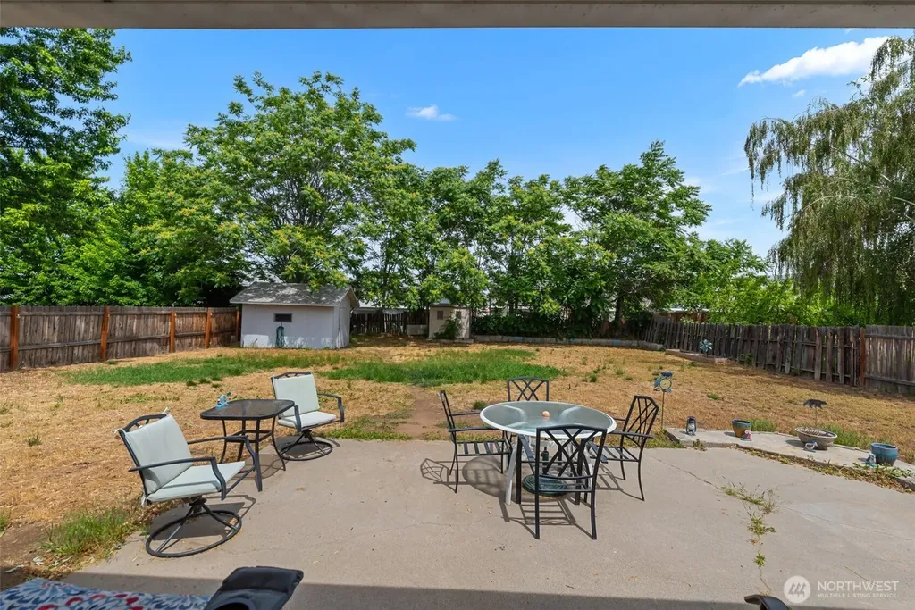 199 1 Street SE East Wenatchee WA 98802