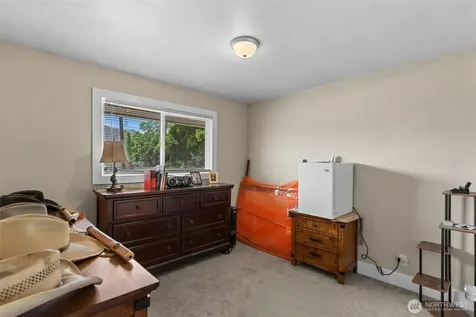 199 1 Street SE East Wenatchee WA 98802