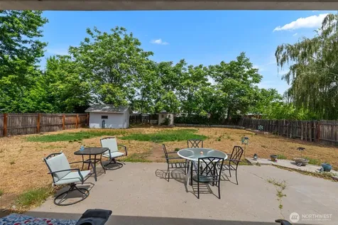 199 1 Street SE East Wenatchee WA 98802