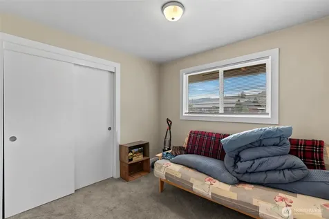 199 1 Street SE East Wenatchee WA 98802