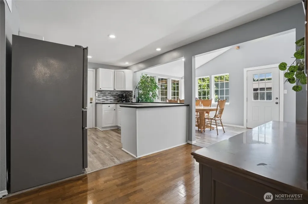 3220 SE Azalea Avenue Port Orchard WA 98366