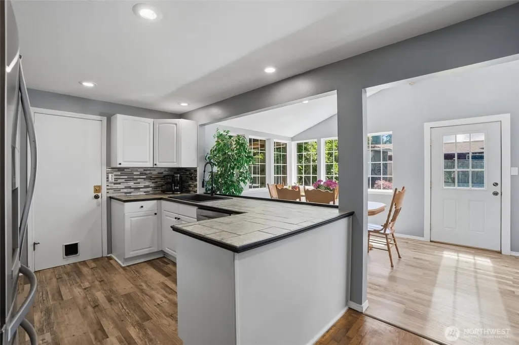 3220 SE Azalea Avenue Port Orchard WA 98366