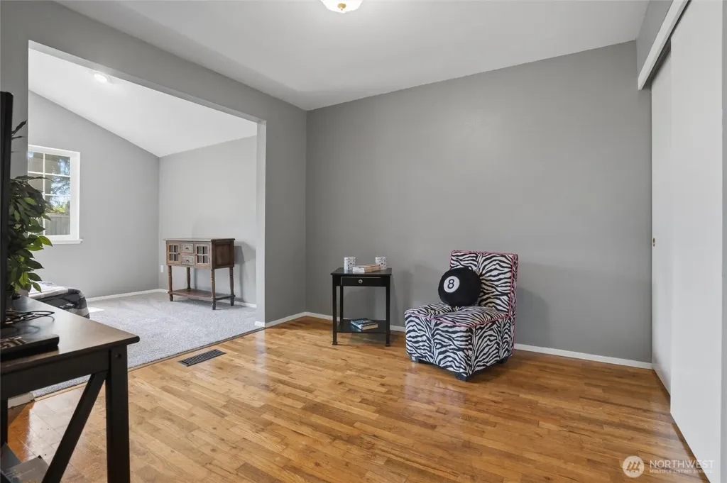 3220 SE Azalea Avenue Port Orchard WA 98366