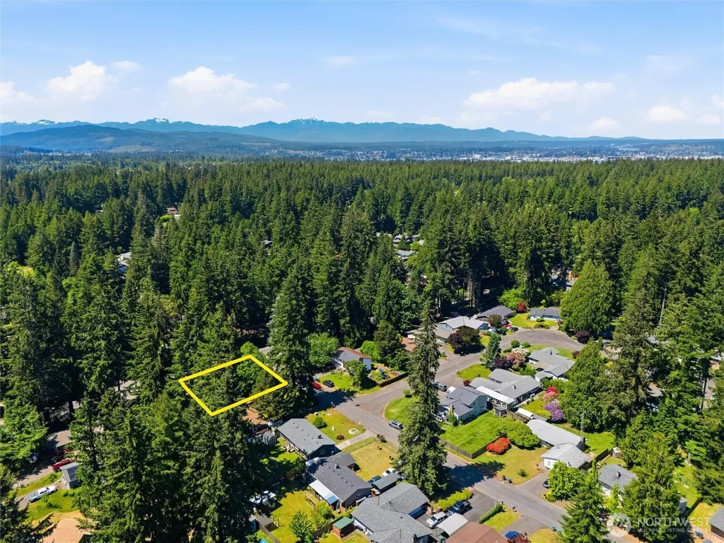3220 SE Azalea Avenue Port Orchard WA 98366