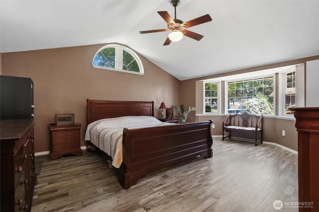 3220 SE Azalea Avenue Port Orchard WA 98366