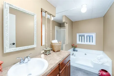 2016 Queen Anne Place Port Townsend WA 98368