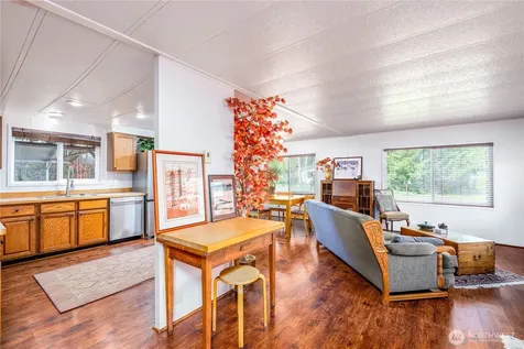 2016 Queen Anne Place Port Townsend WA 98368