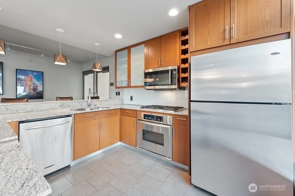 2033 2nd Avenue Seattle WA 98121