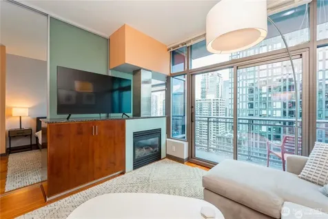 2033 2nd Avenue Seattle WA 98121