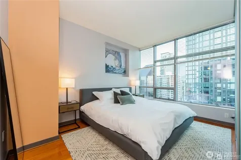 2033 2nd Avenue Seattle WA 98121