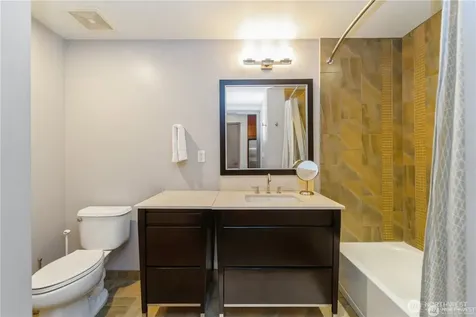 2033 2nd Avenue Seattle WA 98121