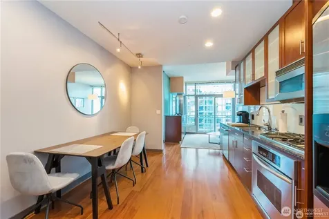 2033 2nd Avenue Seattle WA 98121