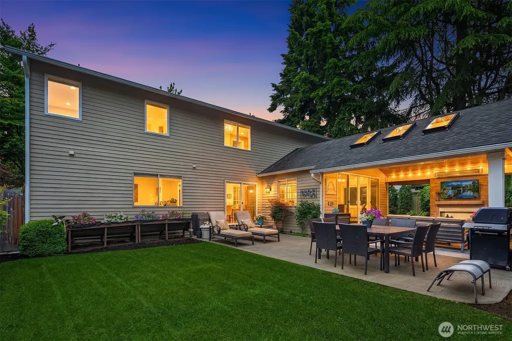 6311 110th Avenue NE Kirkland WA 98033