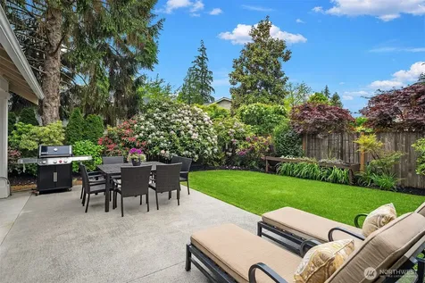 6311 110th Avenue NE Kirkland WA 98033