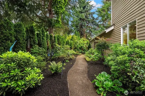 6311 110th Avenue NE Kirkland WA 98033