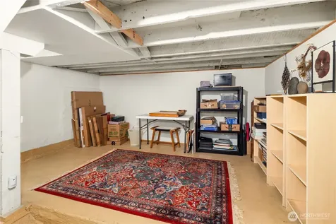 111 W Kinnear Place Seattle WA 98119