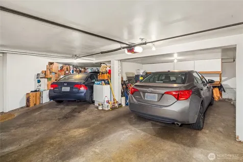 111 W Kinnear Place Seattle WA 98119