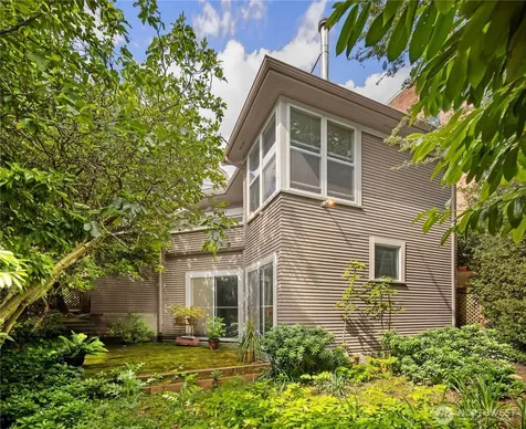 111 W Kinnear Place Seattle WA 98119