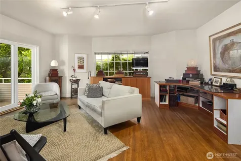 111 W Kinnear Place Seattle WA 98119
